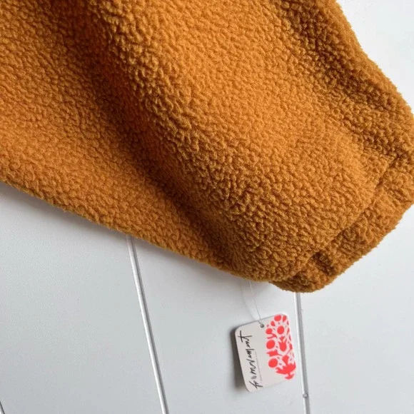 SOLD -D- Free People Movement jacket Medium - Picture 11 of 12